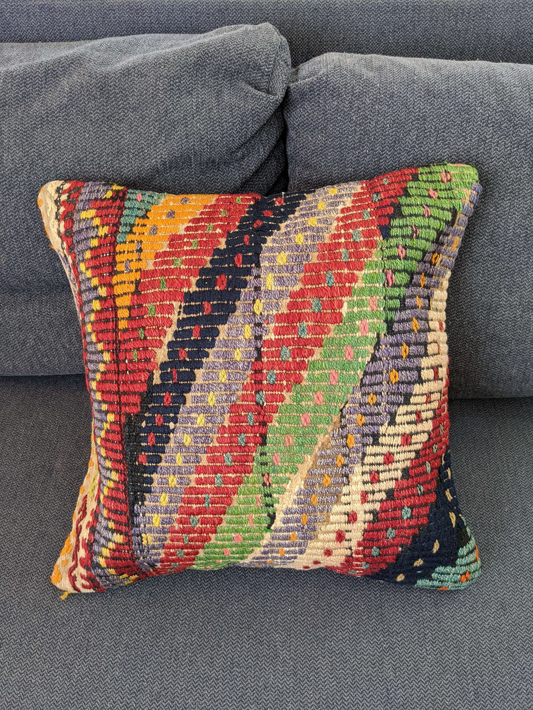 Recycled Rug Pillow with Zig Zag Motifs - Hittite Home